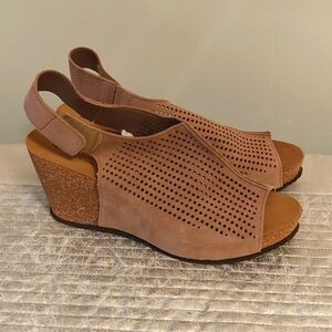 A. Gianetti women's wedges, size 10